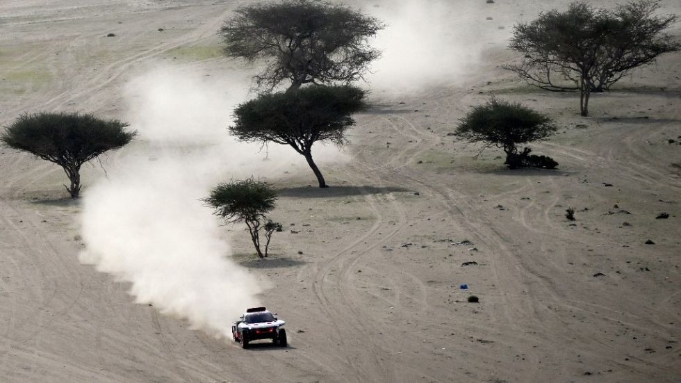El español Carlos Sainz durante la primera etapa del Dakar 2023.