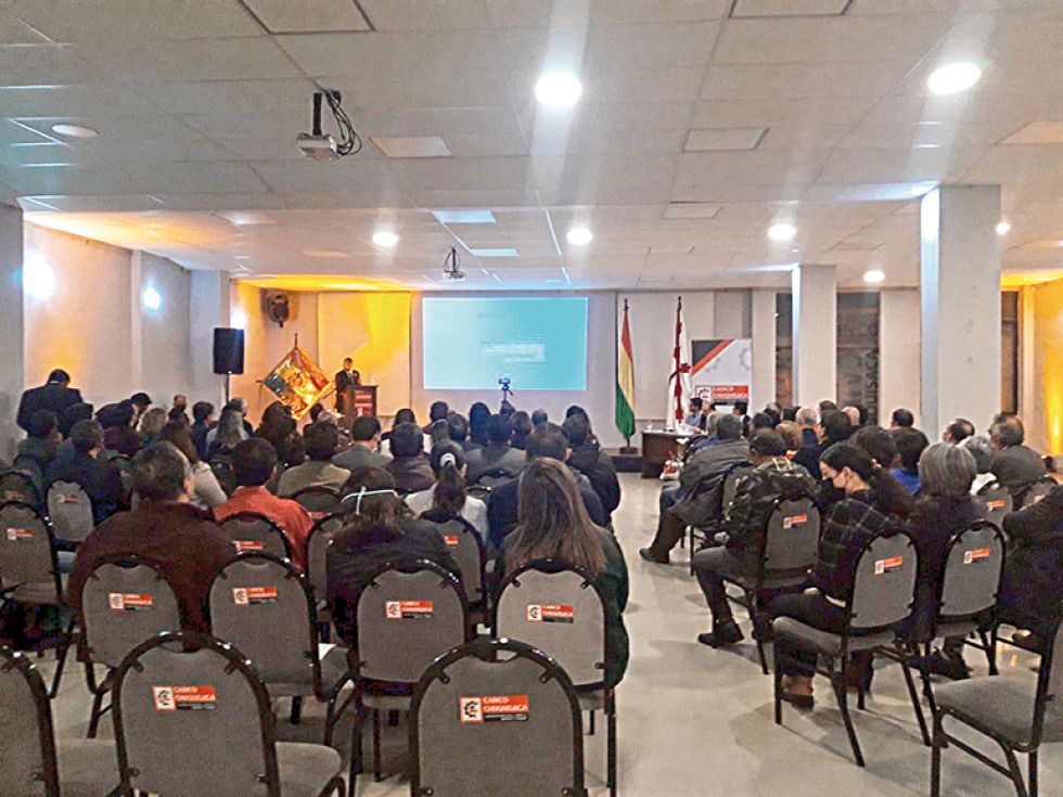 ACTO. La presentación de las conclusiones del Foro de Prioridades Estratégicas de Chuquisaca.