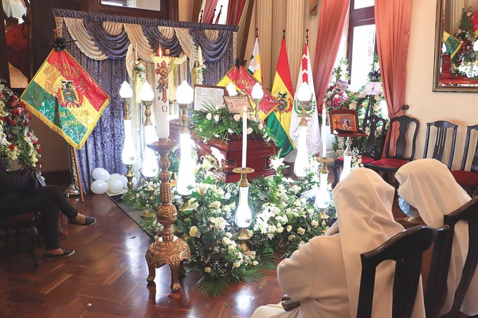 despedida. El velorio de la hermana de Las Siervas de María Ministras de los Enfermos, muy querida en Sucre.