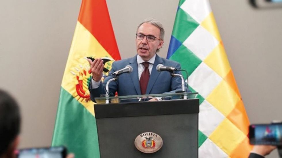 POSICIÓN. El vocero presidencial Jorge Richter respondió a los emplazamientos de revocatoria.