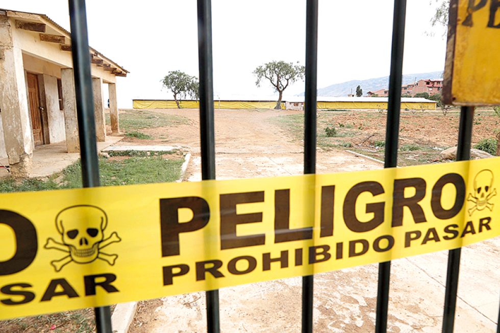 AVES. Una granja en Cochabamba, que sufre por un brote de gripe aviar. 