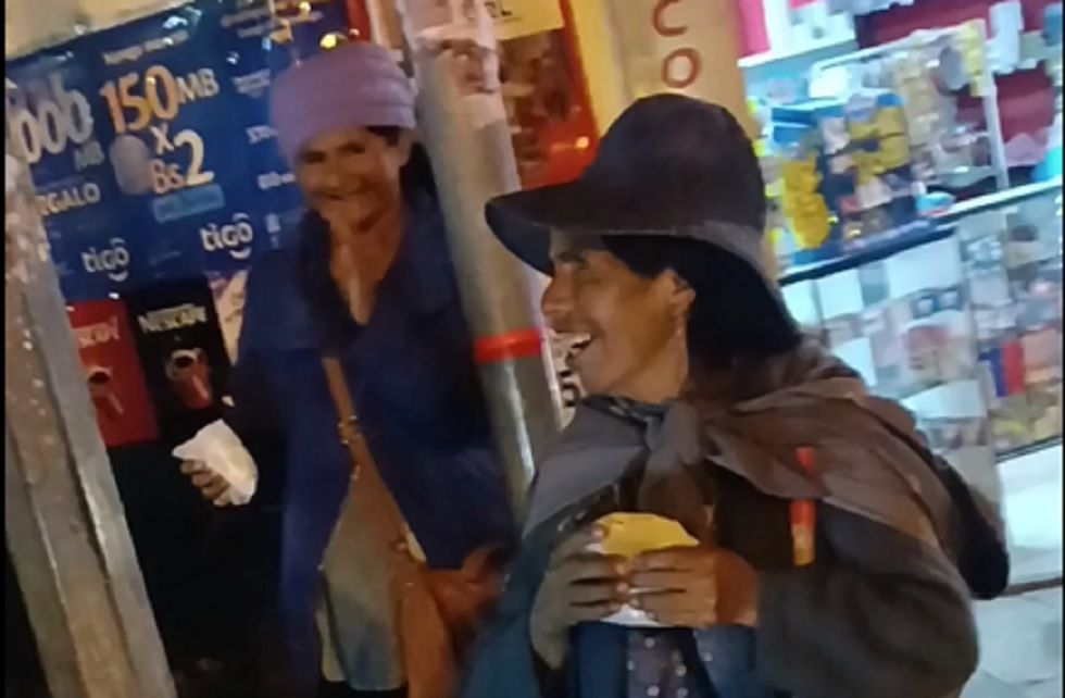 Entregaron refrigerios en varias zonas de la ciudad. 