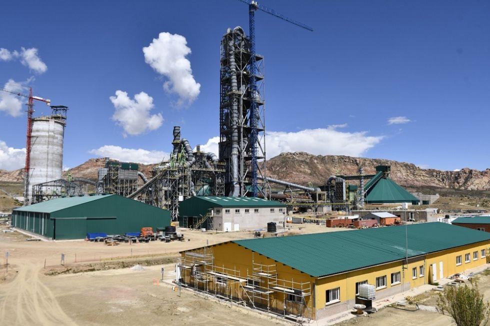 La planta de Ecebol se construye en Chiutara, a siete kilómetros de la ciudad de Potosí.