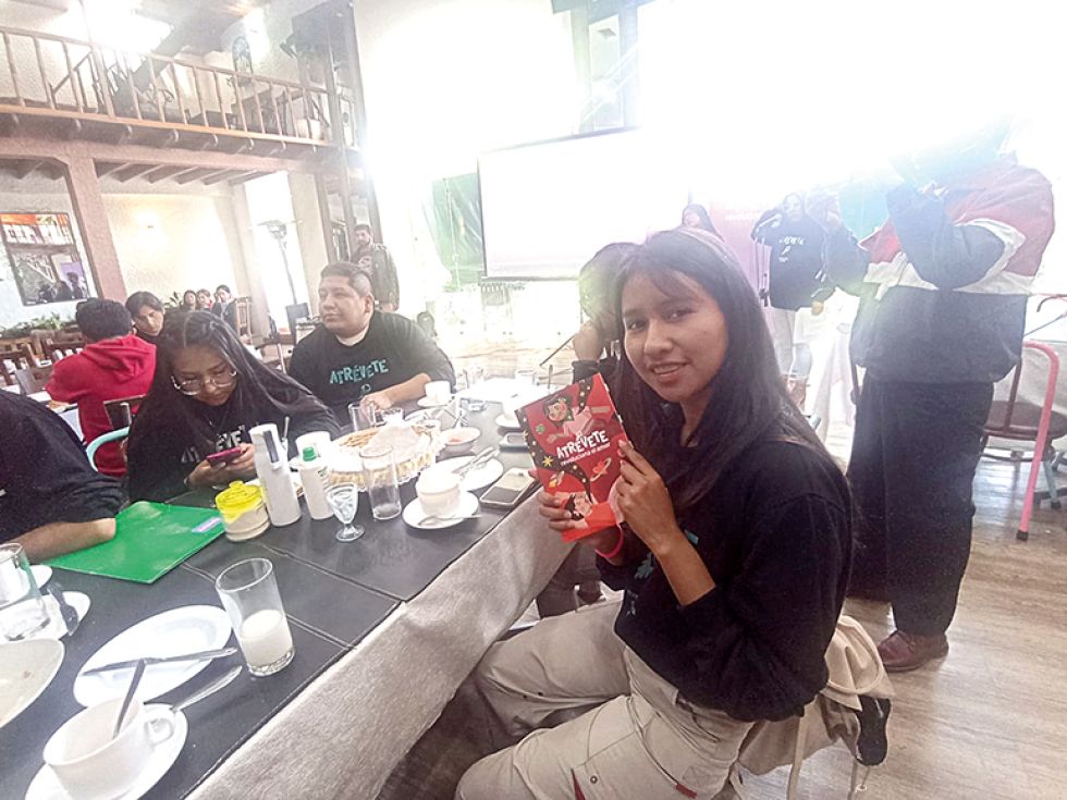 OBRA. Presentación de los resultados de esta investigación en el salón del restaurante Azafrán.
