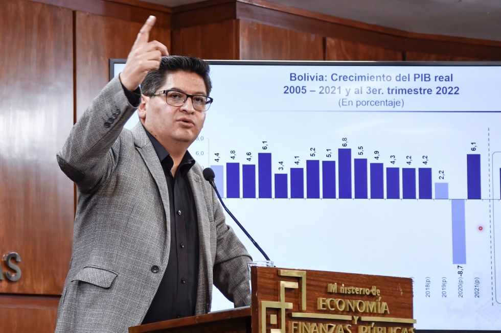 El ministro Marcelo Montenegro brindó el lunes una conferencia de prensa.
