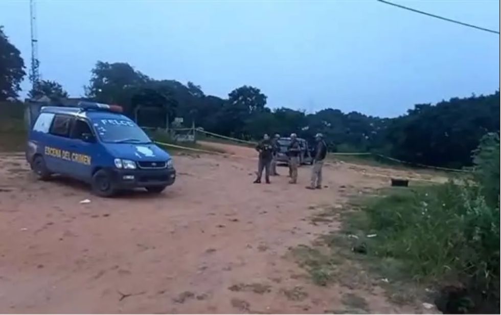 La Fuerza Especial de Lucha Contra el Narcotráfico (Felcn) en la escena del crimen.