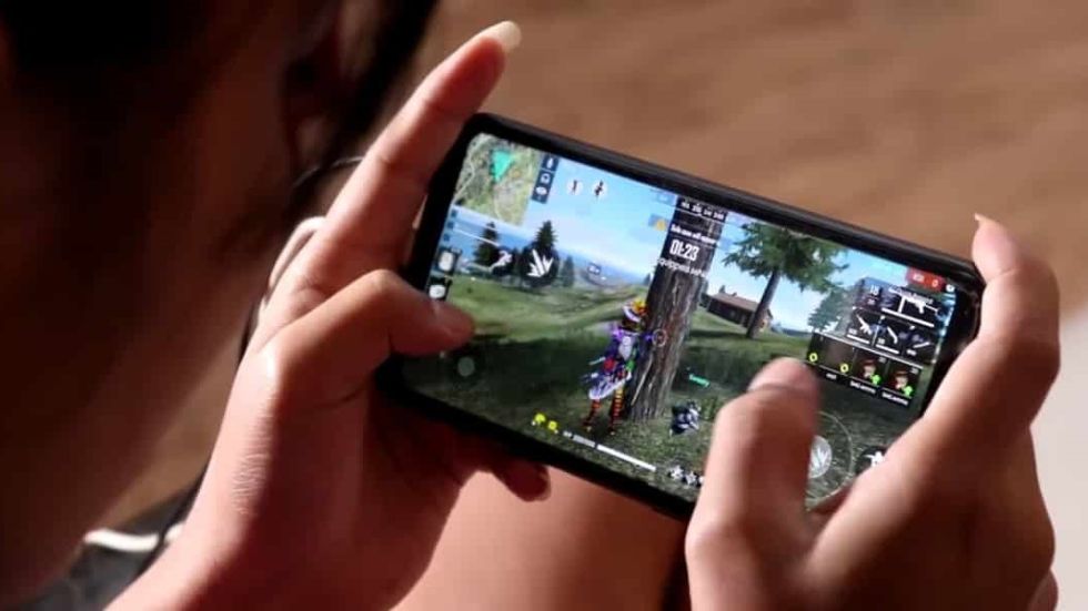 Una adolescente de 16 años fue captada a través del juego en línea Free Fire.
