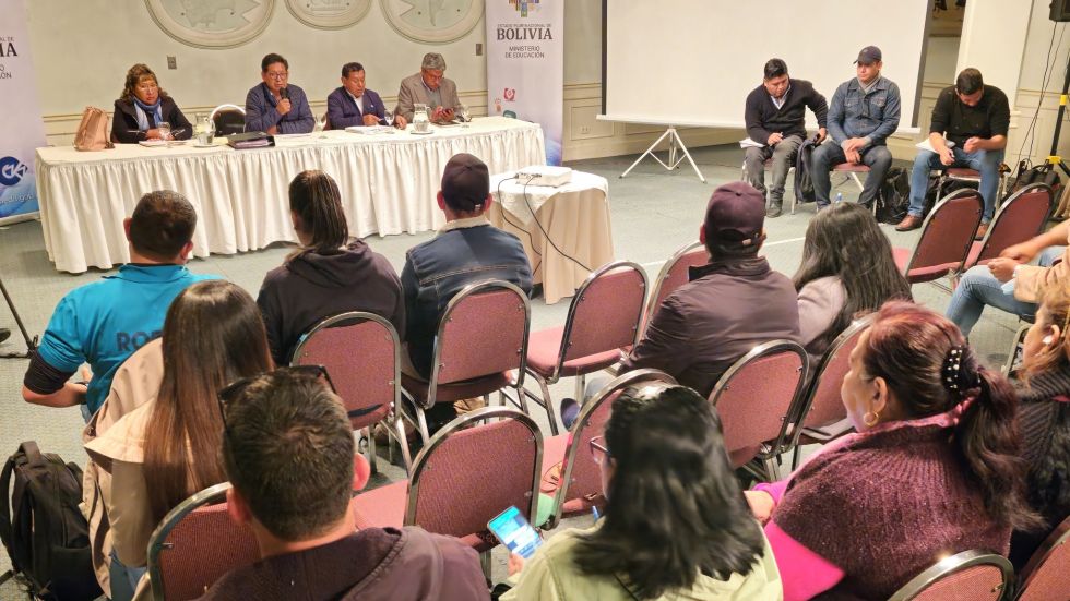 La reunión entre el Ministerio de Educación y la dirigencia de los maestros.