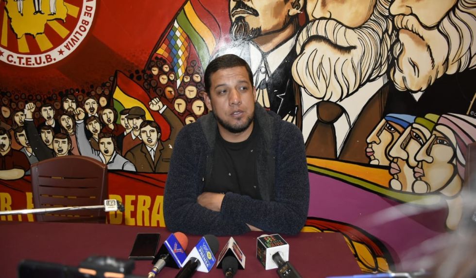 El ejecutivo de la Confederación de Trabajadores de Educación Urbana de Bolivia (Cteub), Patricio Molina.