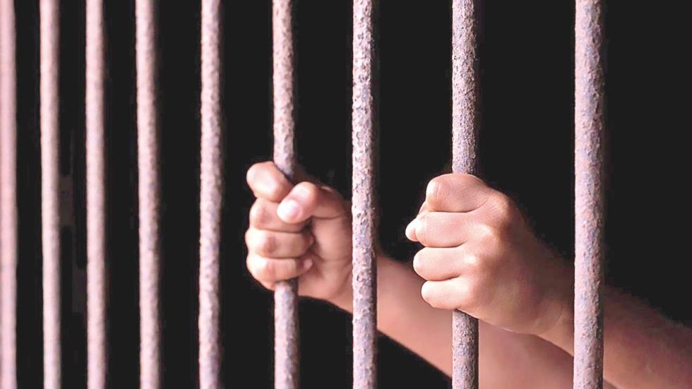 CASTIGO. De ser aprobada, los infanticidas y violadores de niños no saldrían más de la cárcel.