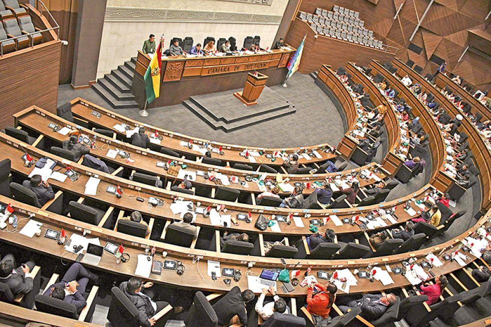 SESIÓN. Diputados y senadores se reunieron y el MAS apeló a su mayoría para aprobar reglamento de las judiciales.