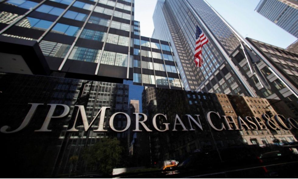 El riesgo país es medido por el Emeriging Markets Bonds Index (EMBI) del Banco JP Morgan.