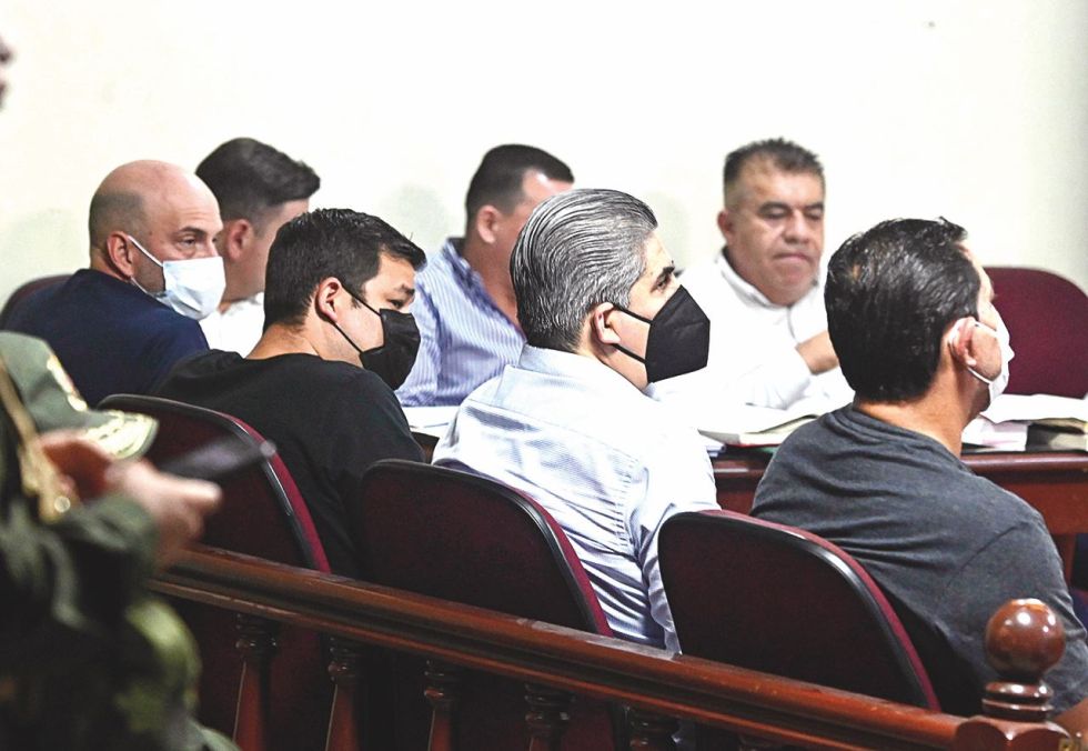 PROCESADOS. Los directivos del banco en la audiencia cautelar que dispuso su detención, ayer.