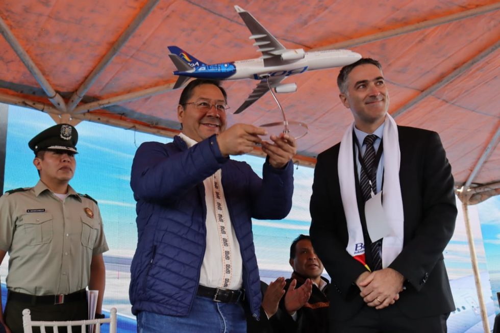 La presentación de los nuevos aviones de BoA. Foto: Comunicación del Estado