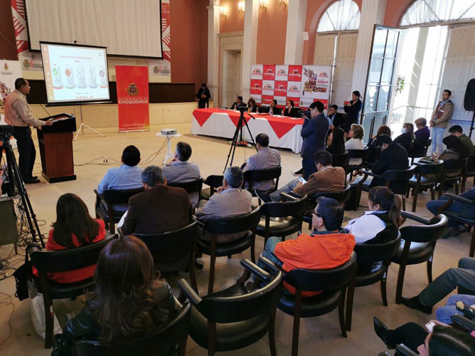 ACTO. La presentación del Plan 2030, ayer, en el Salón de Convenciones de la Gobernación.