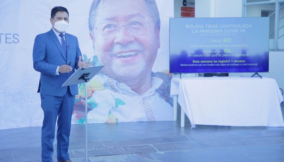 El ministro de Salud, Jeyson Auza, presentó el informe epidemiológico en La Sombrerería, en Sucre.