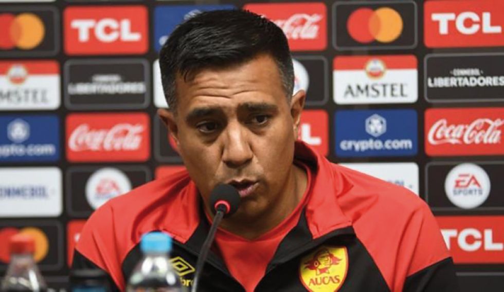 El entrenador llanero habló un día después del incidente que protagonizó junto a dos jugadores de Delfín.