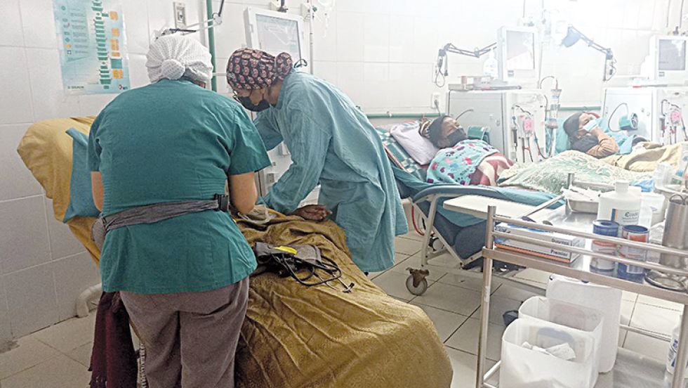 PACIENTES. Actualmente la hemodiálisis es el único tratamiento para problemas renales.