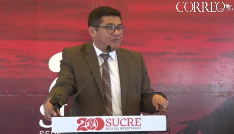 Alcalde anuncia la venta de puestos para la entrada folclórica de la Virgen de Guadalupe.