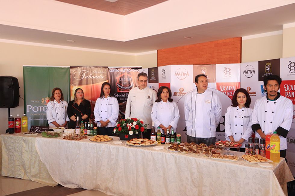 ACTIVIDAD. La versión “Tradiciones Chuquisaqueñas” se realizará en el patio del Colegio Junín.