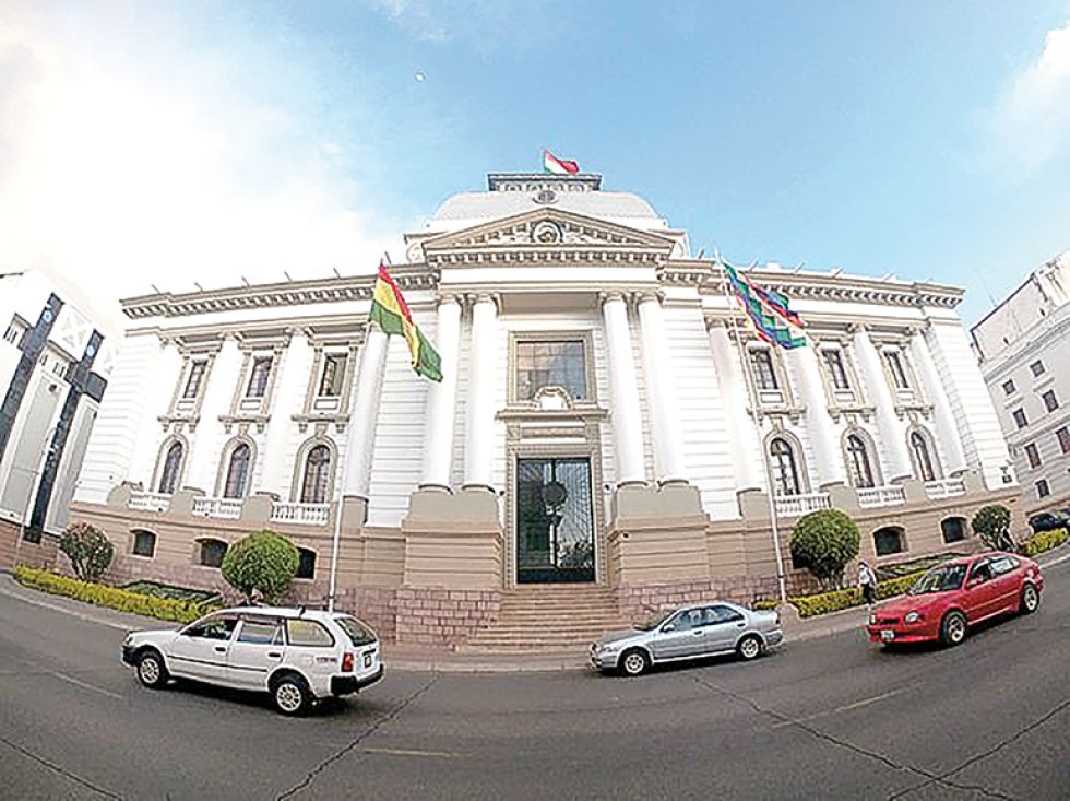 CONSULTA . Con la consulta del TSJ se paraliza el tratamiento de la ley en el Legislativo.