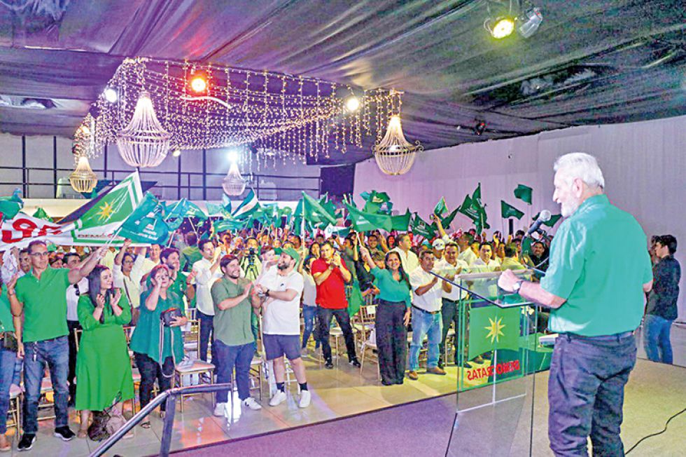 Demócratas se alista para inscribir nuevos militantes