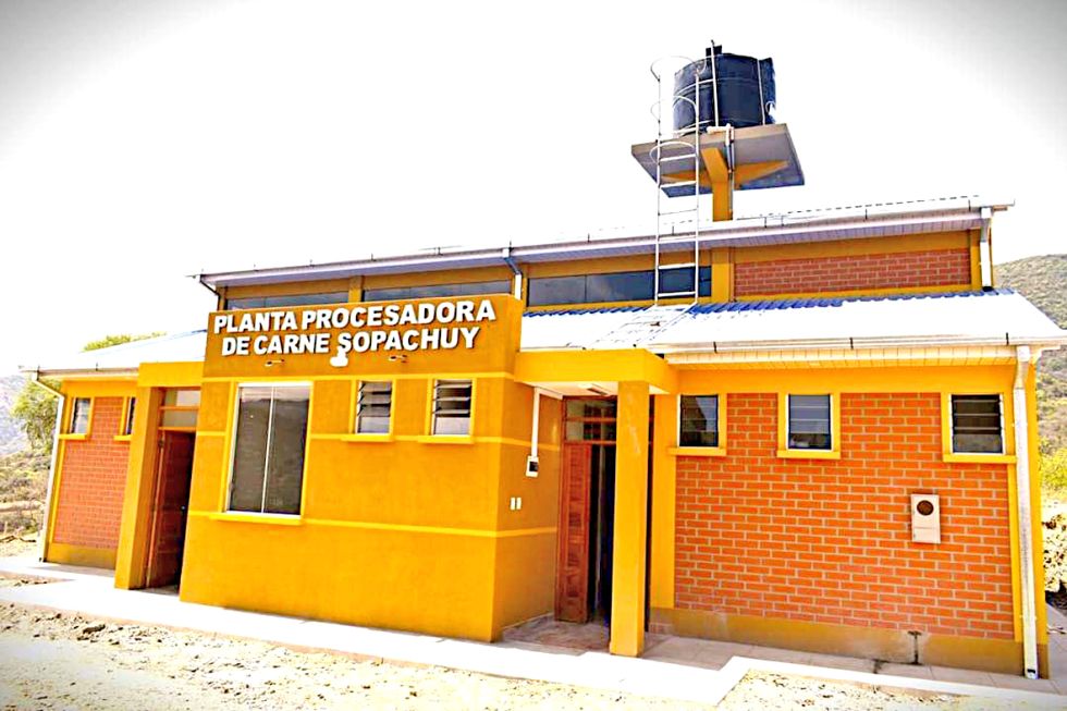 Entregan provisionalmente planta de carne: Sopachuy