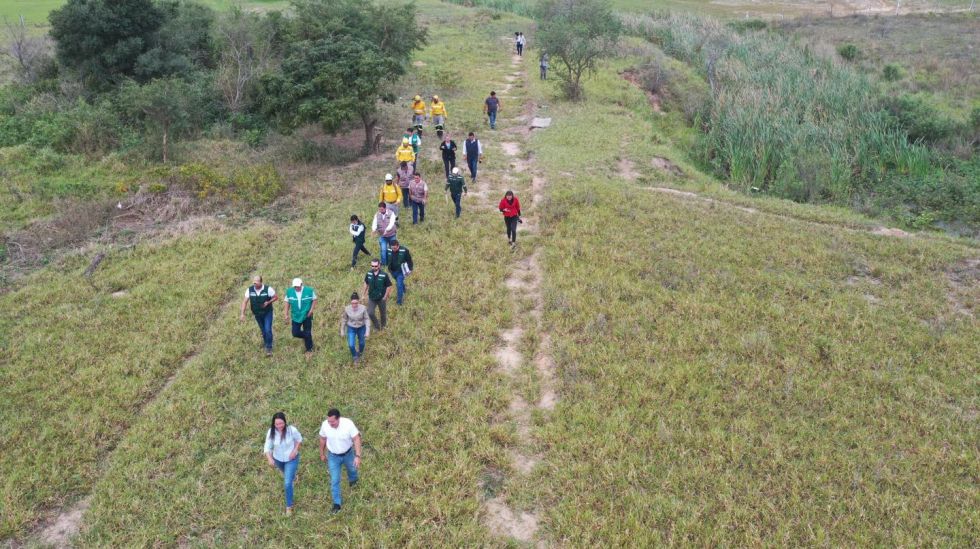 Una inspección anterior a la zona donde se encuentran los acuíferos que abastecena a Santa Cruz.
