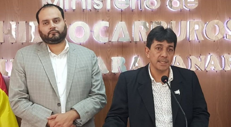 El expresidente de YPFB, Herland Soliz (i), y el exministro de Hidrocarburos, Víctor Hugo Zamora.