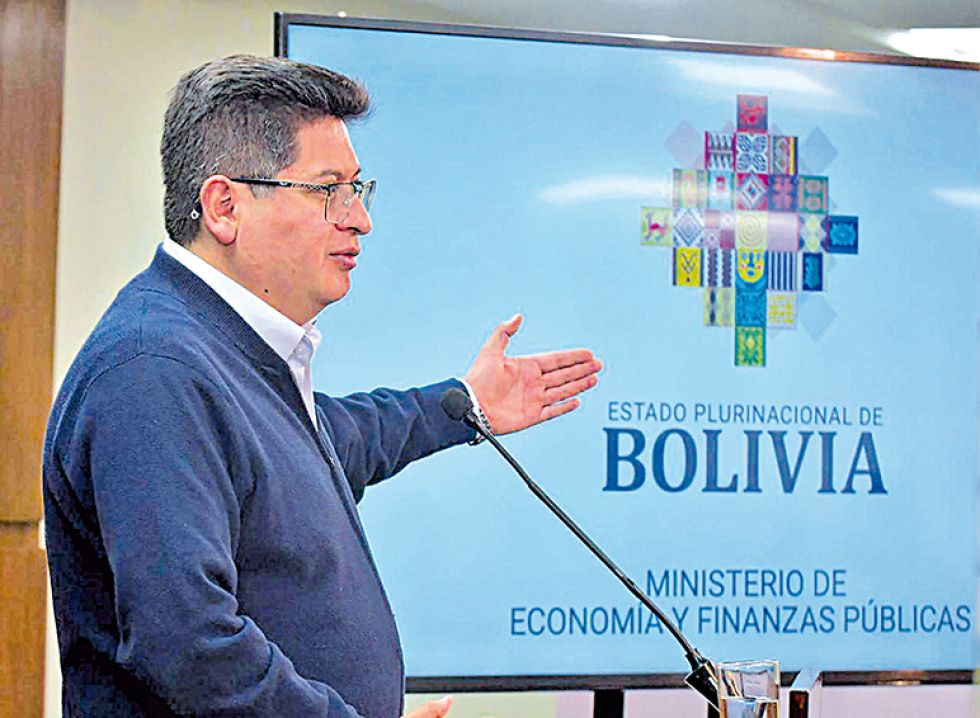 GOBIERNO. El ministro de Economía y Finanzas, Marcelo Montenegro, reacciona al informe de S&P.