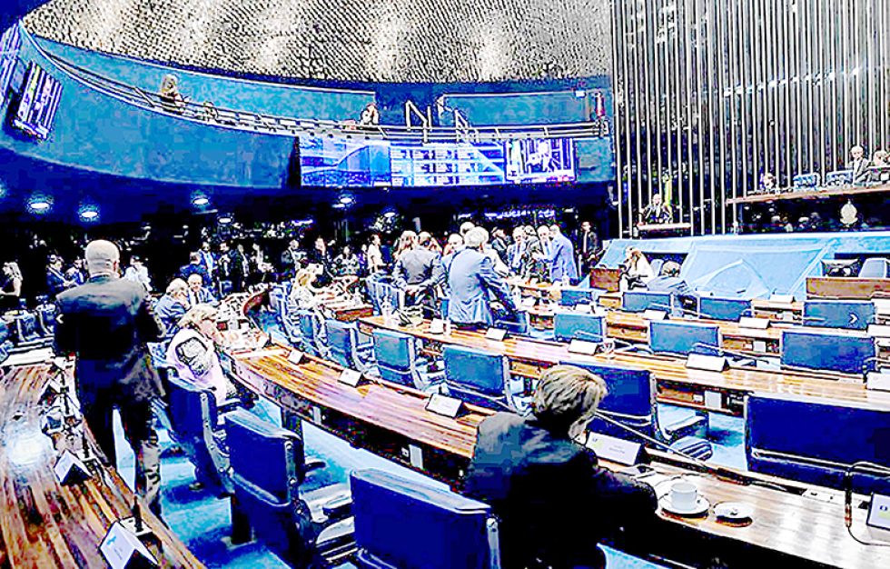 BRASIL. La sesión de este martes del Senado brasileño, donde se aprobó la adhesión de Bolivia al Mercosur.