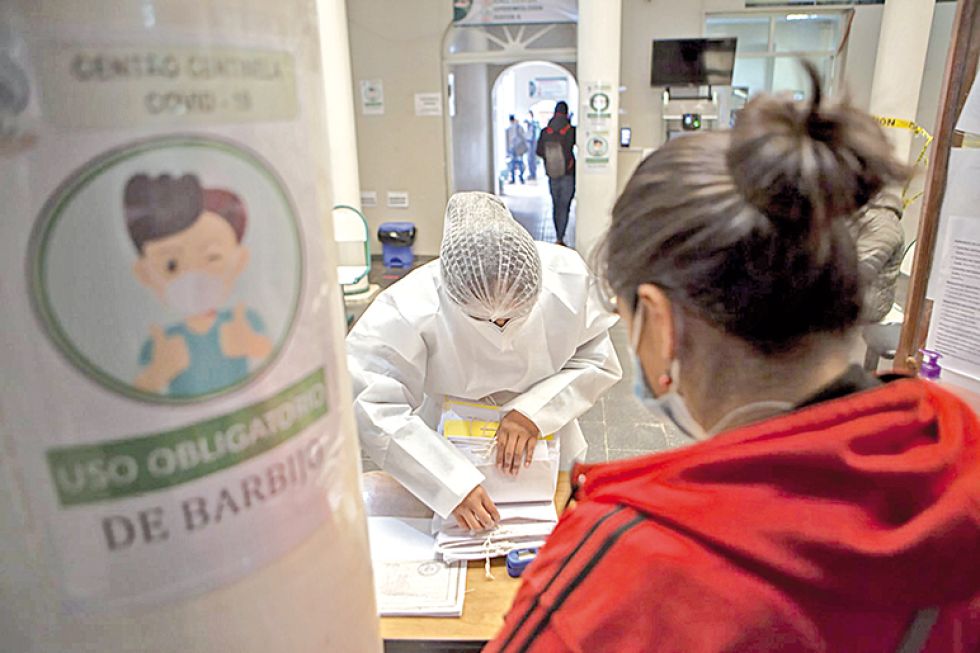 PANDEMIA. Los hospitales se vieron colapsados durante los años álgidos del coronavirus.
