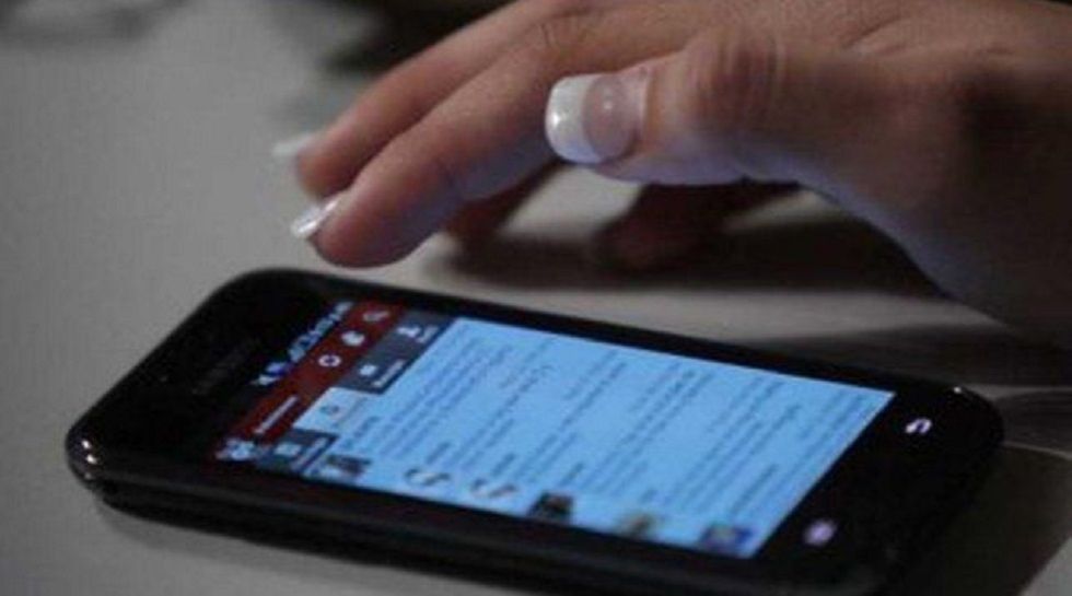 Ofrecen préstamos a través de aplicaciones de teléfonos móviles. 