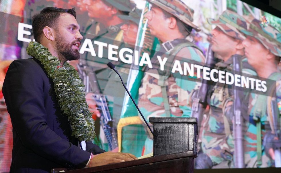 El ministro de Gobierno, Eduardo del Castillo, presentó los resultados de la erradicación de coca excedentaria.