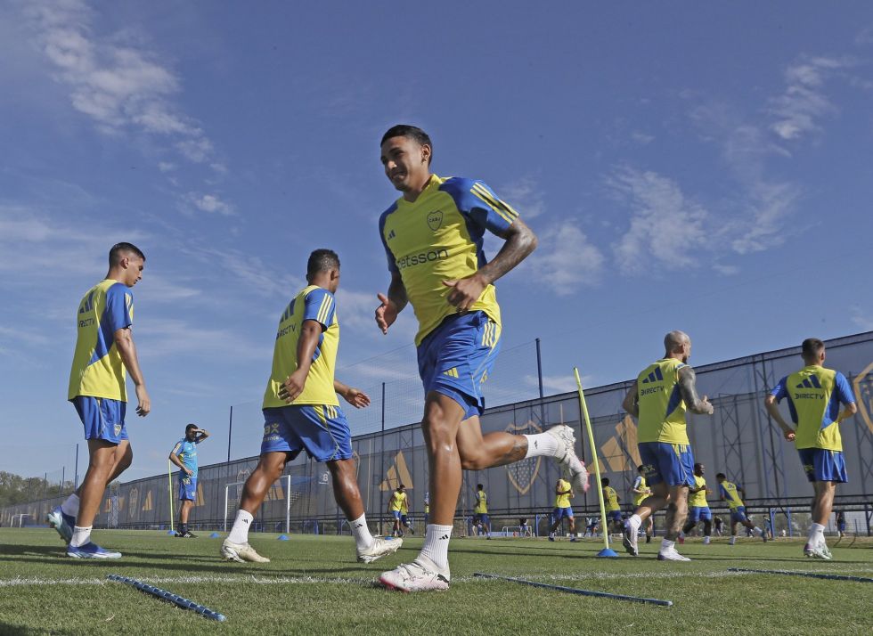 Boca Juniors prepara un onceno con suplentes y juveniles para visitar a Nacional Potosí.