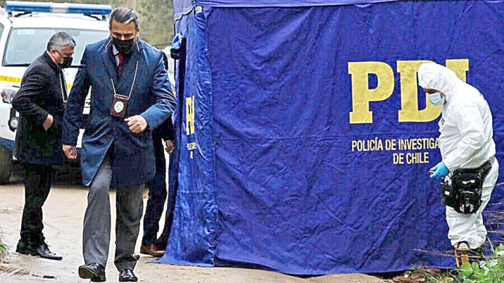 LUTO. La Policía chilena investiga las causales del crimen de la boliviana en el vecino país.