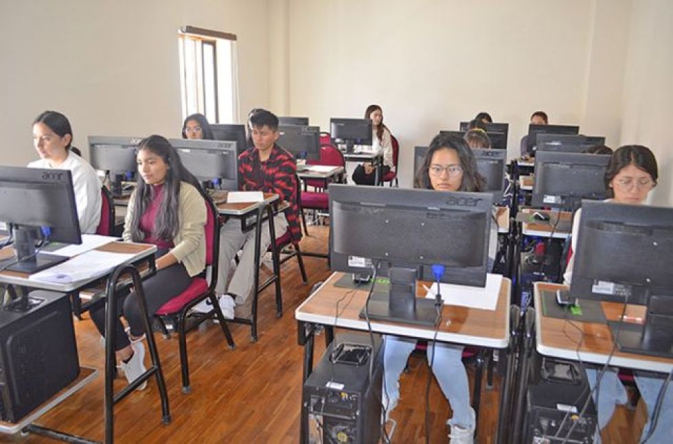 PRUEBA. El examen de admisión esta previsto para el viernes 5 de julio.