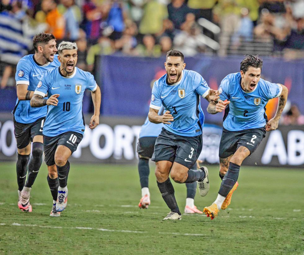 Uruguay deja en el camino a Brasil