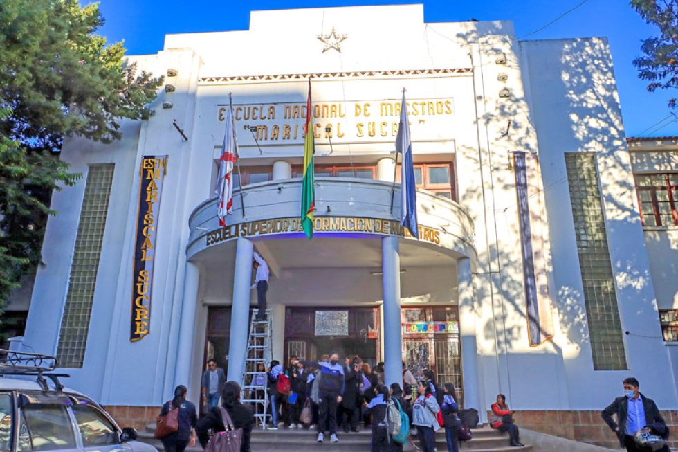 EDUCACIÓN. La ESFM en Sucre se alista para el inicio de labores académicas mañana, lunes.