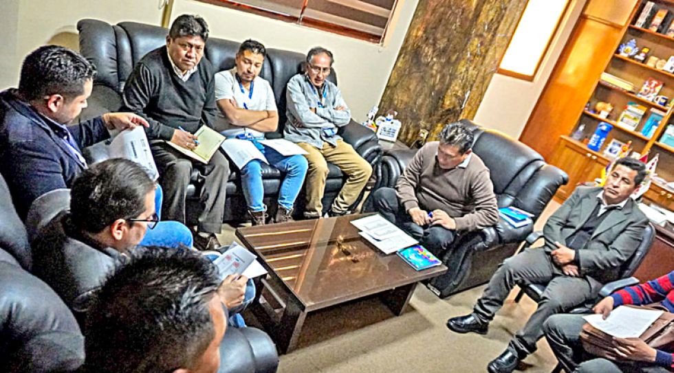 DECISIÓN. La reunión interinstitucional se desarrolló la tarde de este jueves, en el Sedes.