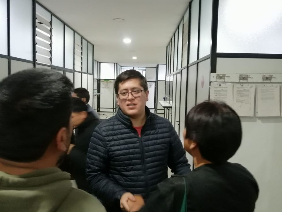 El concejal Antonio Pino recobró su libertad luego de estar aprehendido 7 horas .