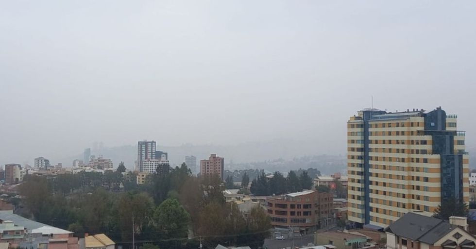 La humareda este lunes en la ciudad de La Paz. 