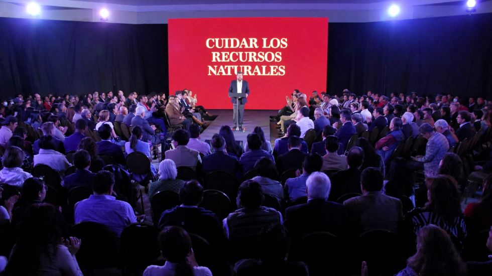 Samuel Doria Medina presentó el pasado martes un plan con soluciones para salir de la crisis. 
