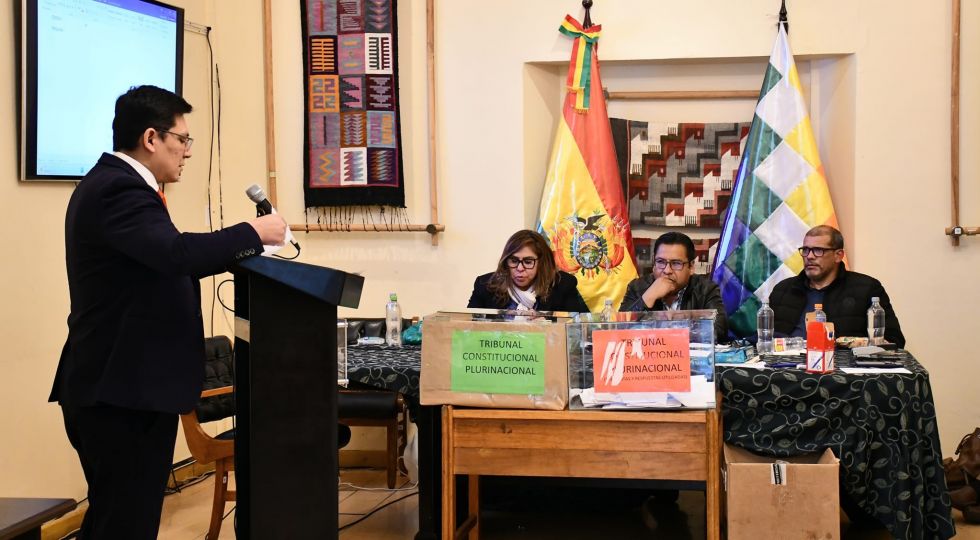 El proceso de preselección de candidatos a las elecciones judiciales en la Asamblea Legislativa.