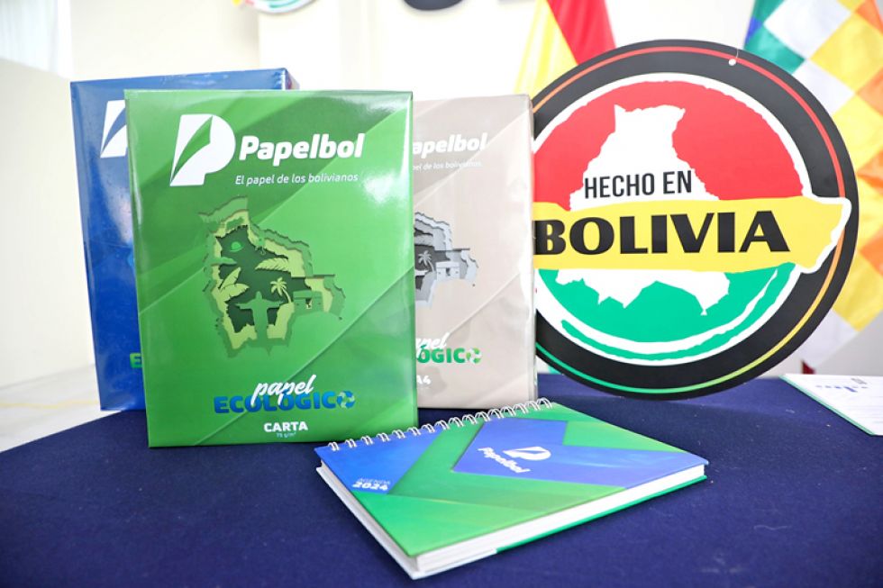 EMPRESA. Algunos productos de Papelbol.