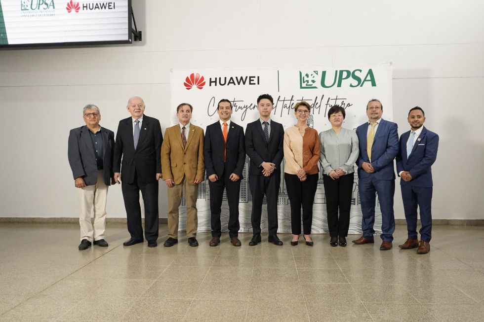 La empresa tecnológica transnacional Huawei y la Universidad Privada de Santa Cruz de la Sierra (UPSA) renovaron el convenio interinstitucional.