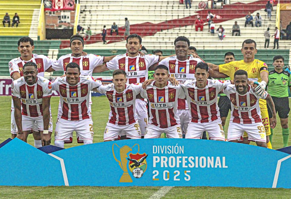El equipo albirrojo ya jugó dos partidos de la Liga de la División Profesional del Fútbol Boliviano.