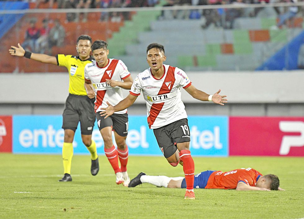 Darío Torrico anotó el cuarto gol de Always Ready en el triunfo de anoche.