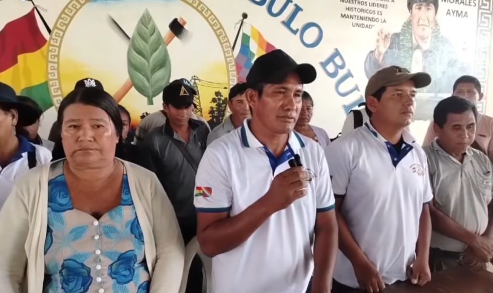 TRÓPICO. Dirigentes de Bulo Bulo cuando anunciaban su apoyo a Andrónico este martes.