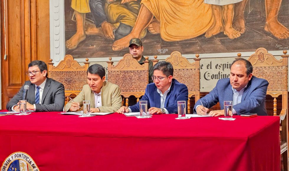 pronunciamiento. La conferencia de prensa este jueves en la Universidad San Francisco Xavier.